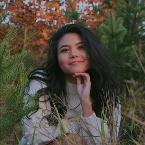 Meet your Posher, Haylie